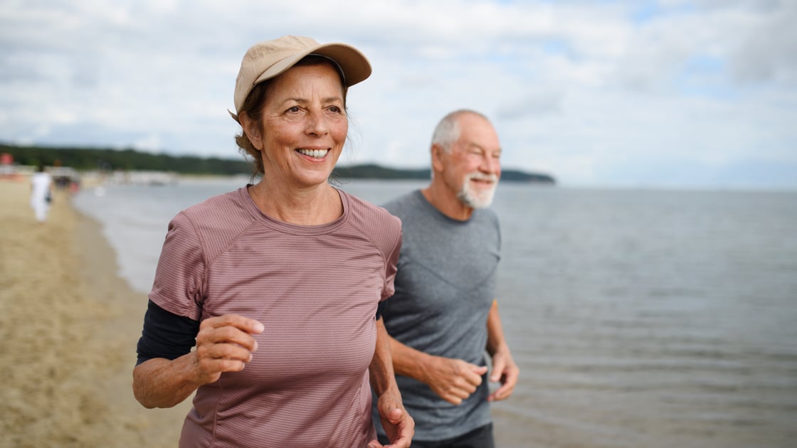 brain-age-older-couple-running-1