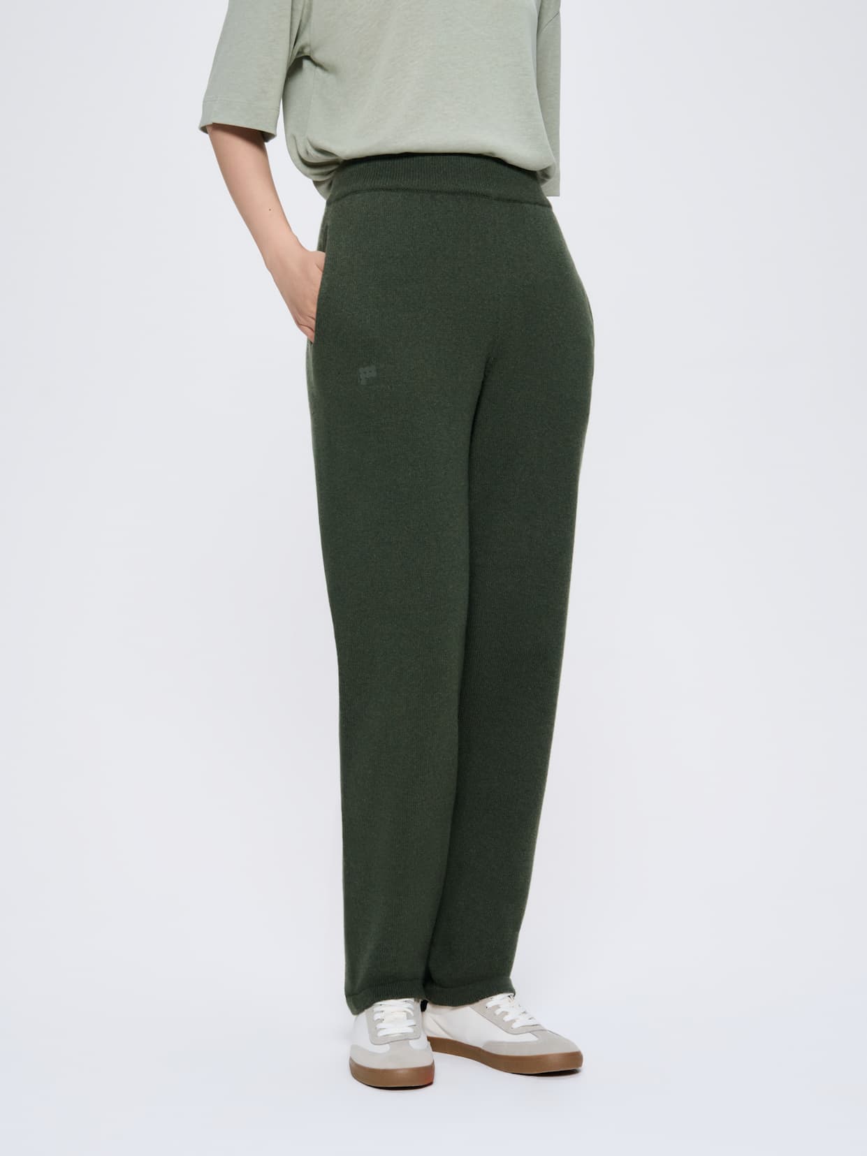 Womens Recycled Cashmere Tapered Track Pants - Rosemary Green