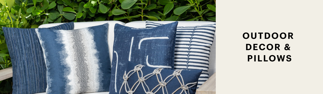 Outdoor Decor & Pillows