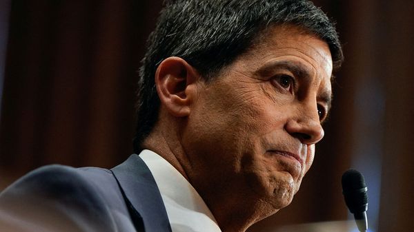 A close up shot of Kevin Warsh
