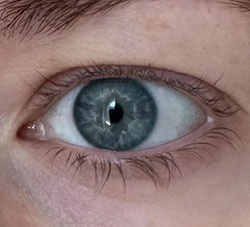 Shorter, uneven lashes