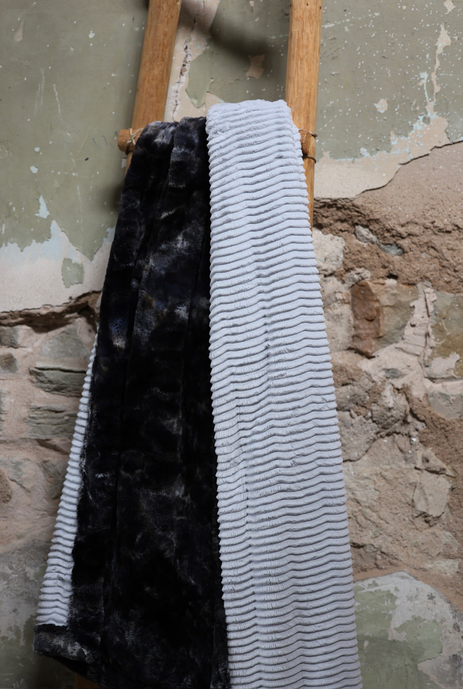 The Ocean Smoke Blanket- RTS