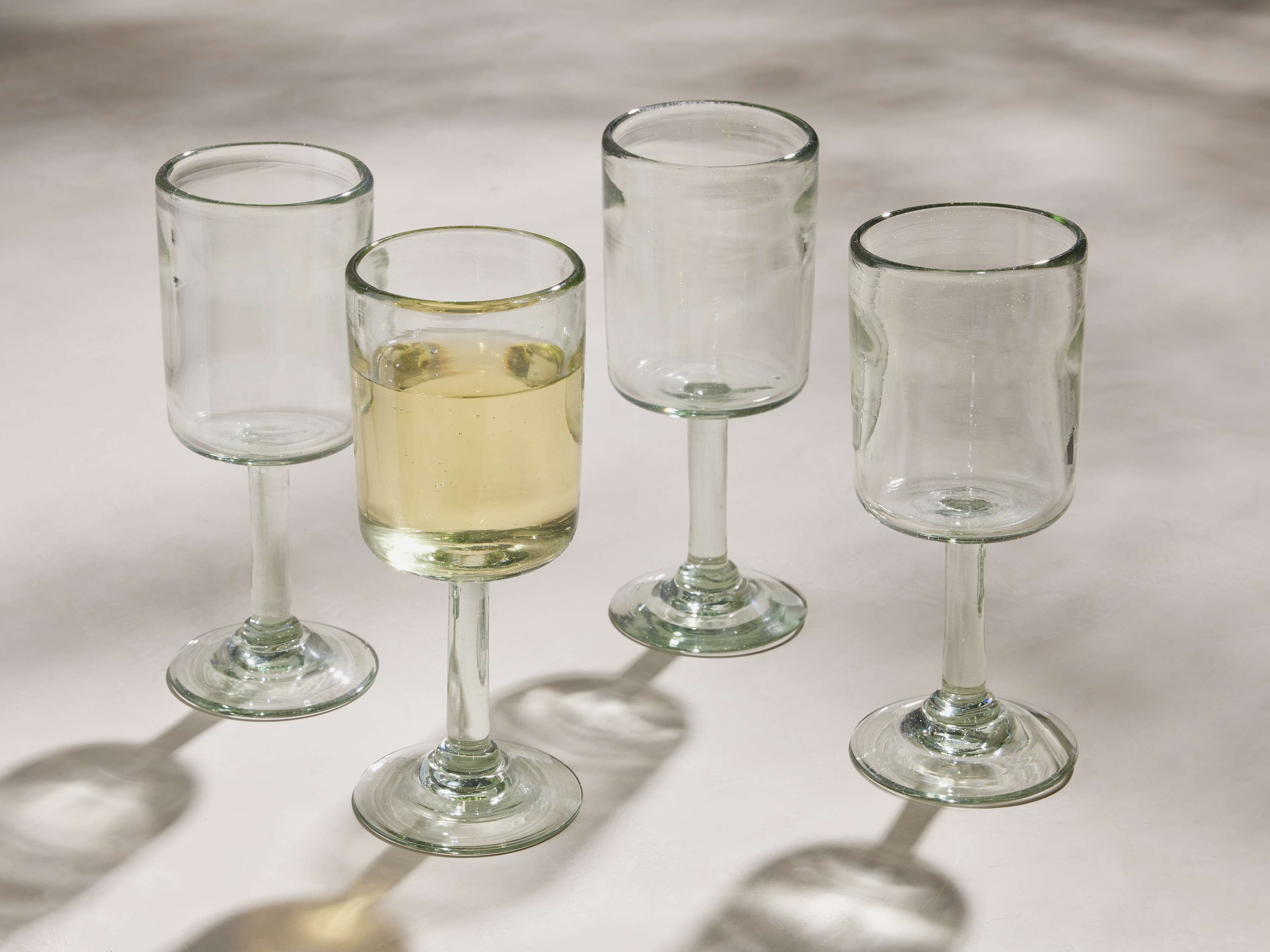 Image of Granada Wine Glass (Set of 4)