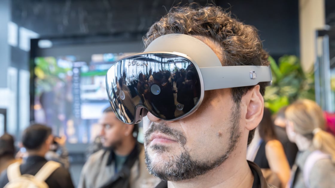 I Used the Samsung Galaxy XR, and It Could Be an Apple Vision Pro Killer