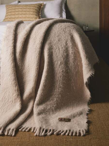 Moonlight Alpaca Throw (75in/1.9m)