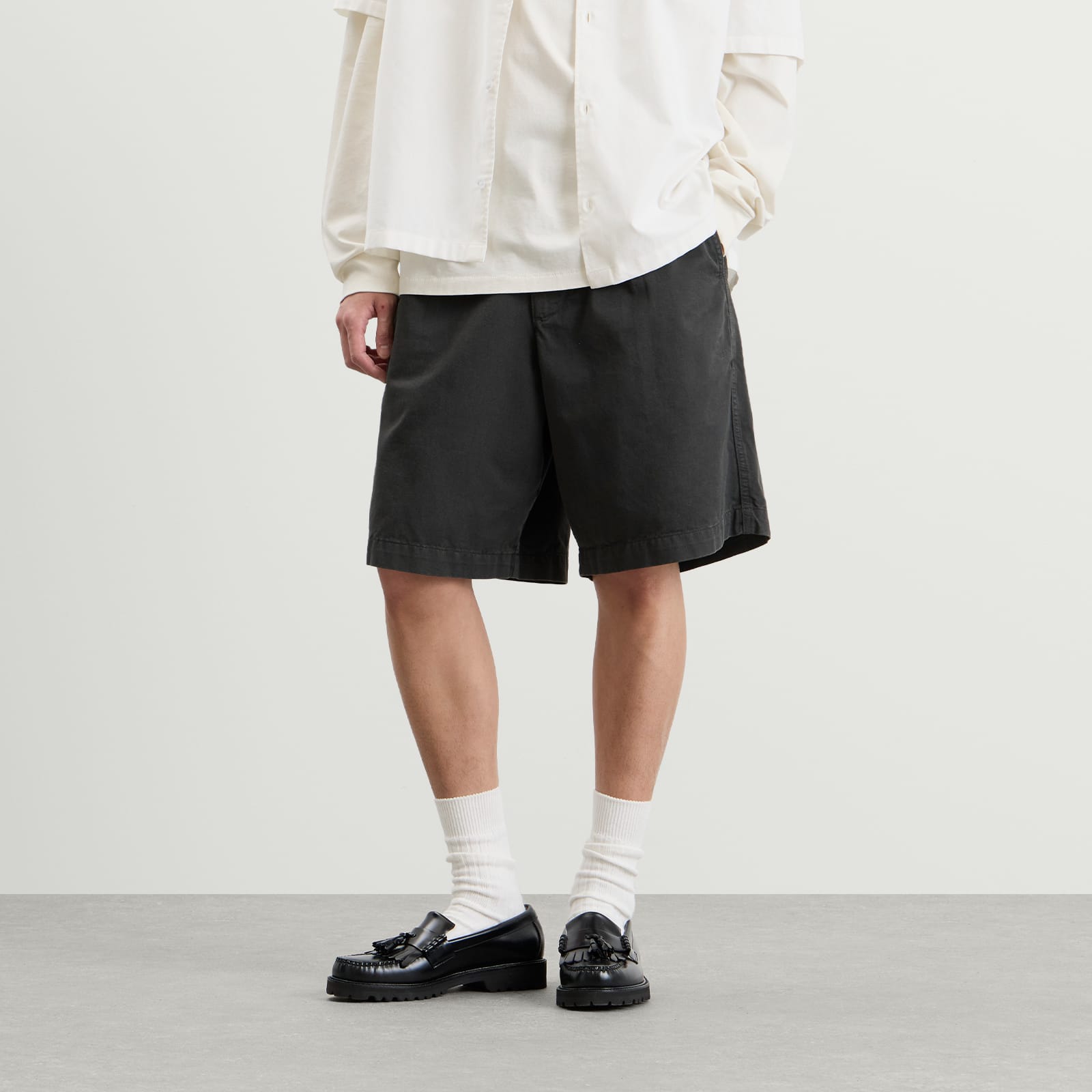 END. Resort Short