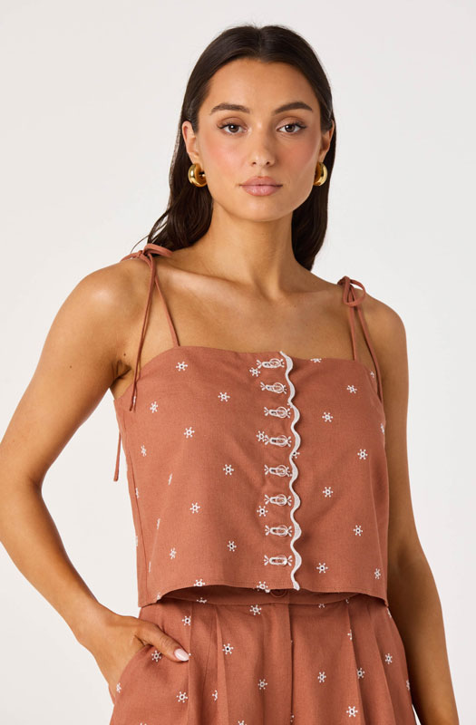 Woman Wearing Eyelet Scalloped Crop Tank