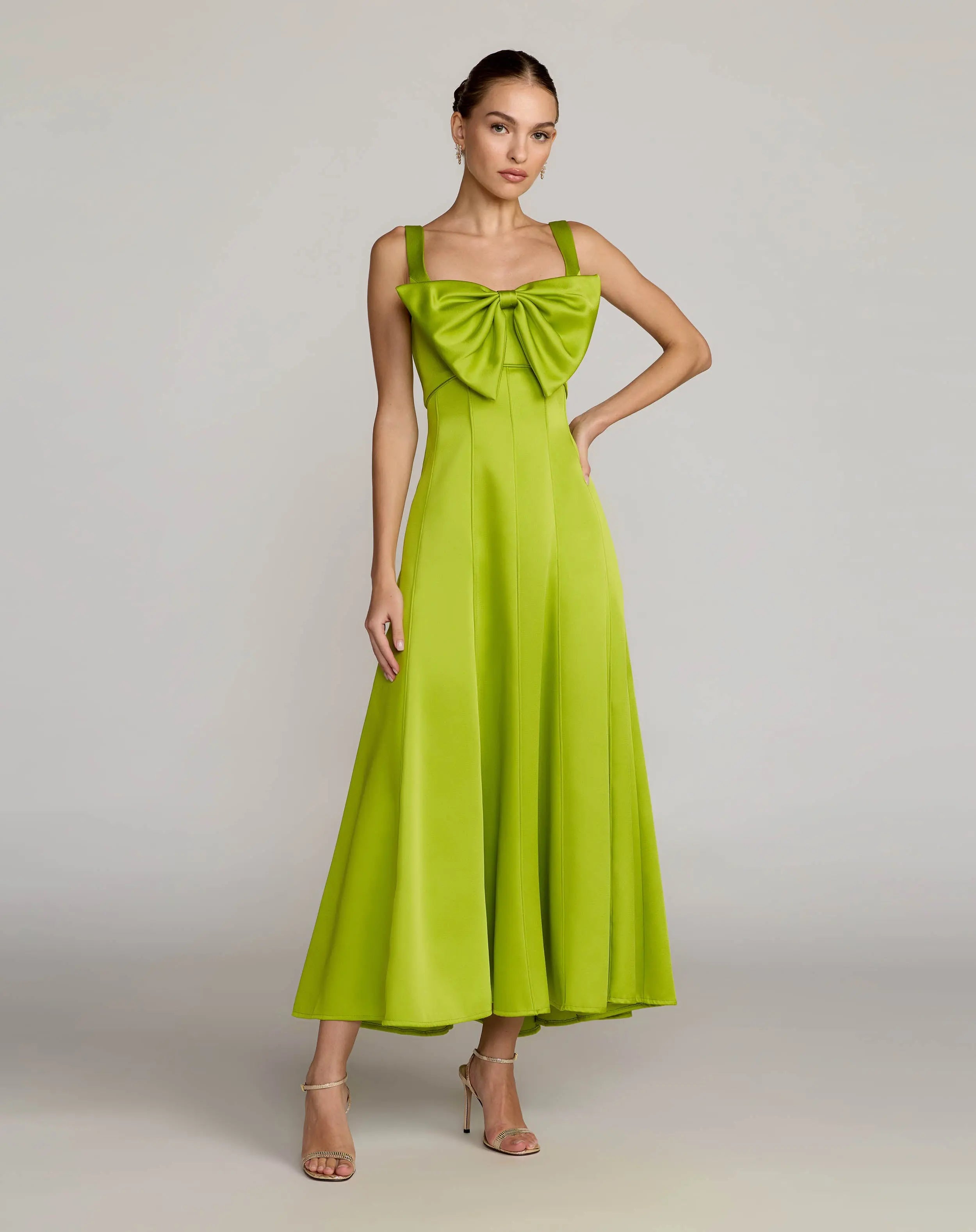 Image of Green Sleeveless Satin Midi Dress With Bow Detail
