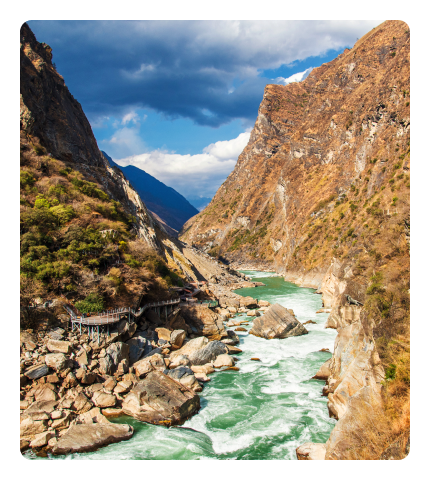 Hike above China's Tiger Leaping Gorge