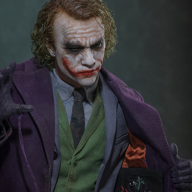 The Joker 2.0 (Artisan Edition) Quarter Scale Figure