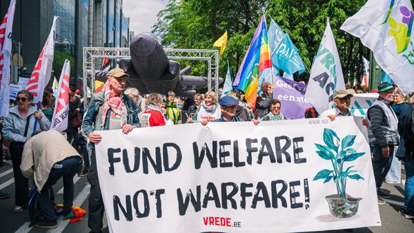 BRUSSELS DEMONSTRATION STOP MILITARISATION