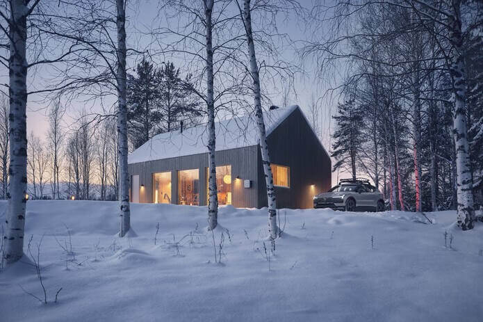 Volvo EX30 Cross Country with Swedish winter cabin