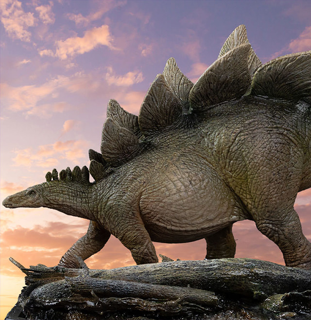 Stegosaurus Statue