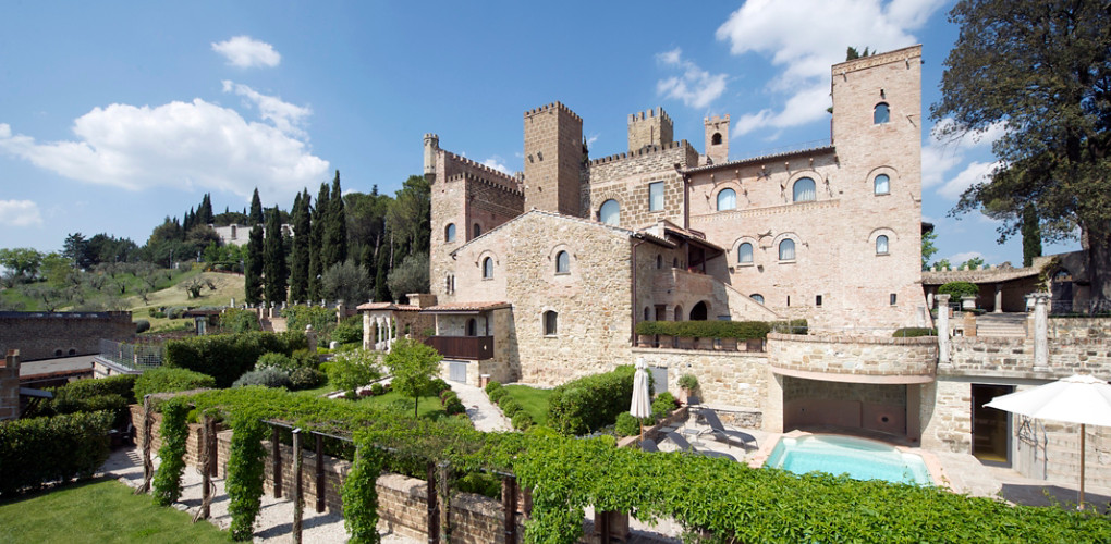 Castello di Monterone Exterior