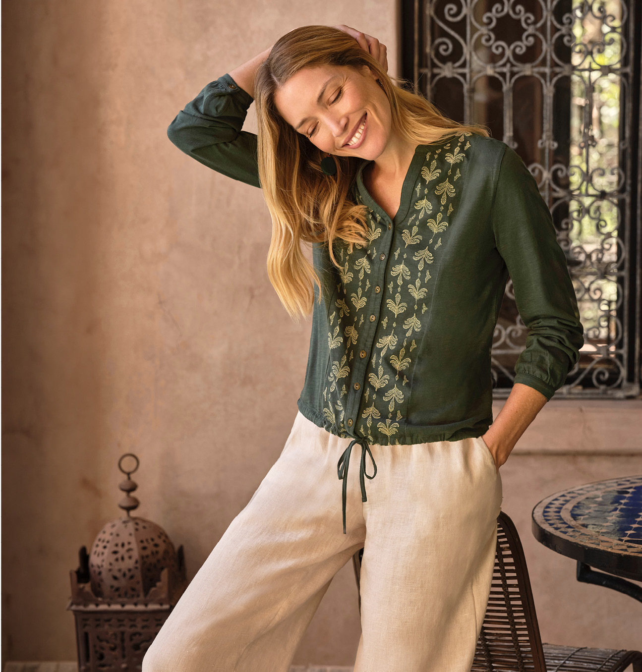 Palm Embroidered Tie Hem Top