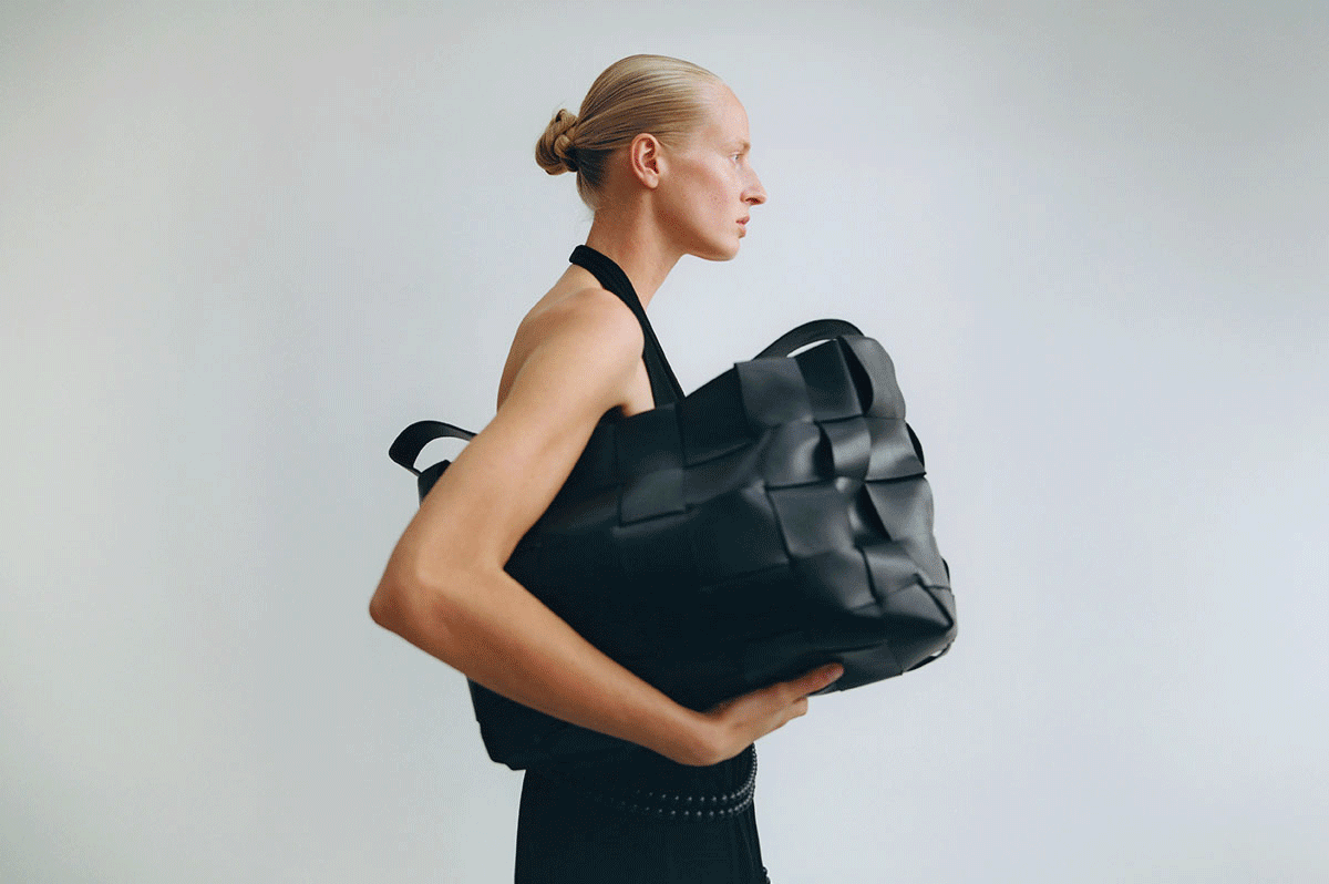 Enjoy 15% off Tops & Accessories