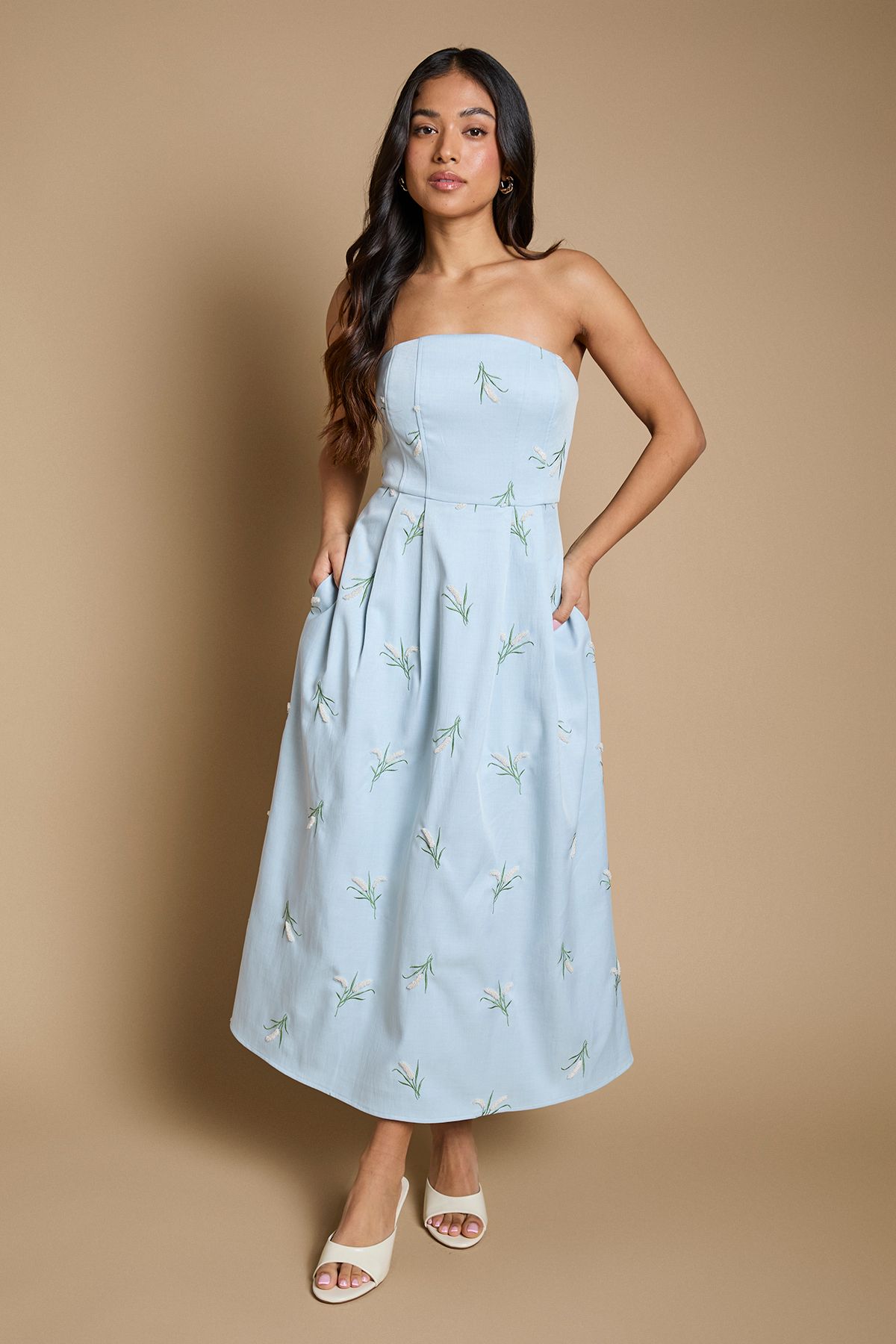 Petite Embroidered Strapless Sweetheart Midi Dress