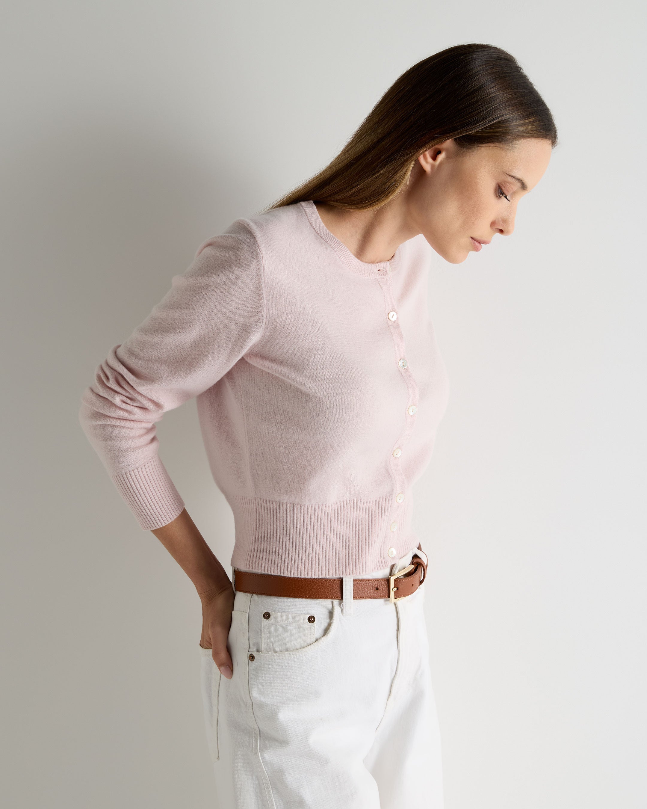 Image of Women's Ivy Cropped Cashmere Cardigan Powder Pink