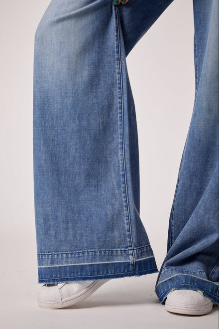 Liv Drawstring Wide Leg - San Marino