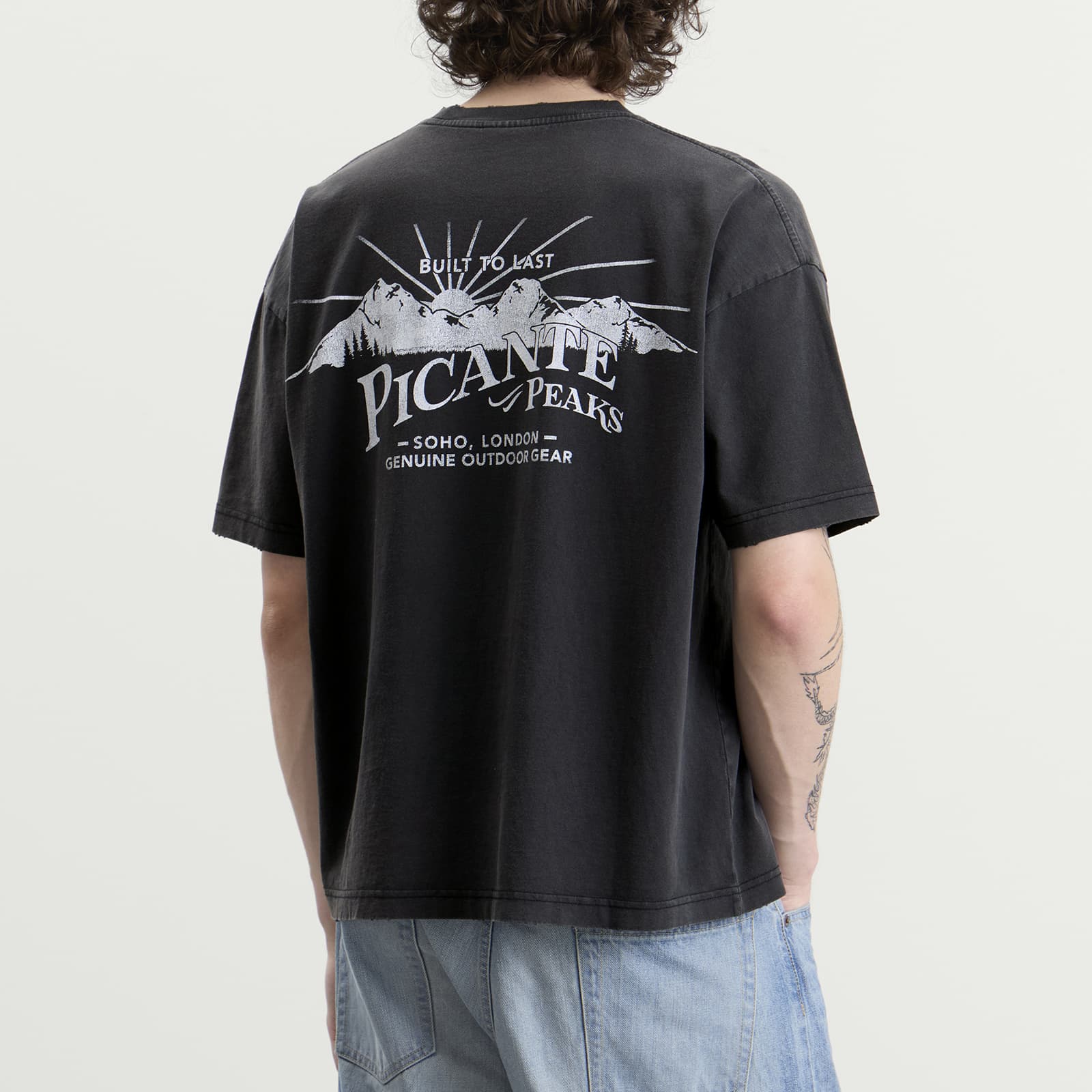 PICANTE Peaks Patch T-Shirt
