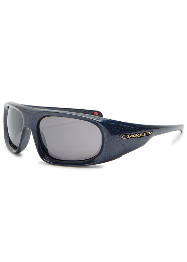 OAKLEY Belleville wrap-around sunglasses