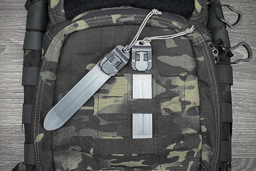 KATARA-16 front MOLLE-Air panel with dual MOLLE stick attachments