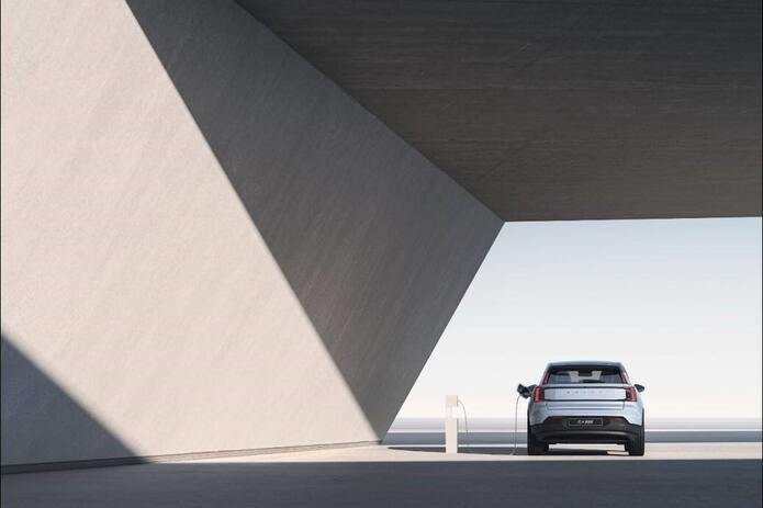 Volvo Cars launches free charging initiative