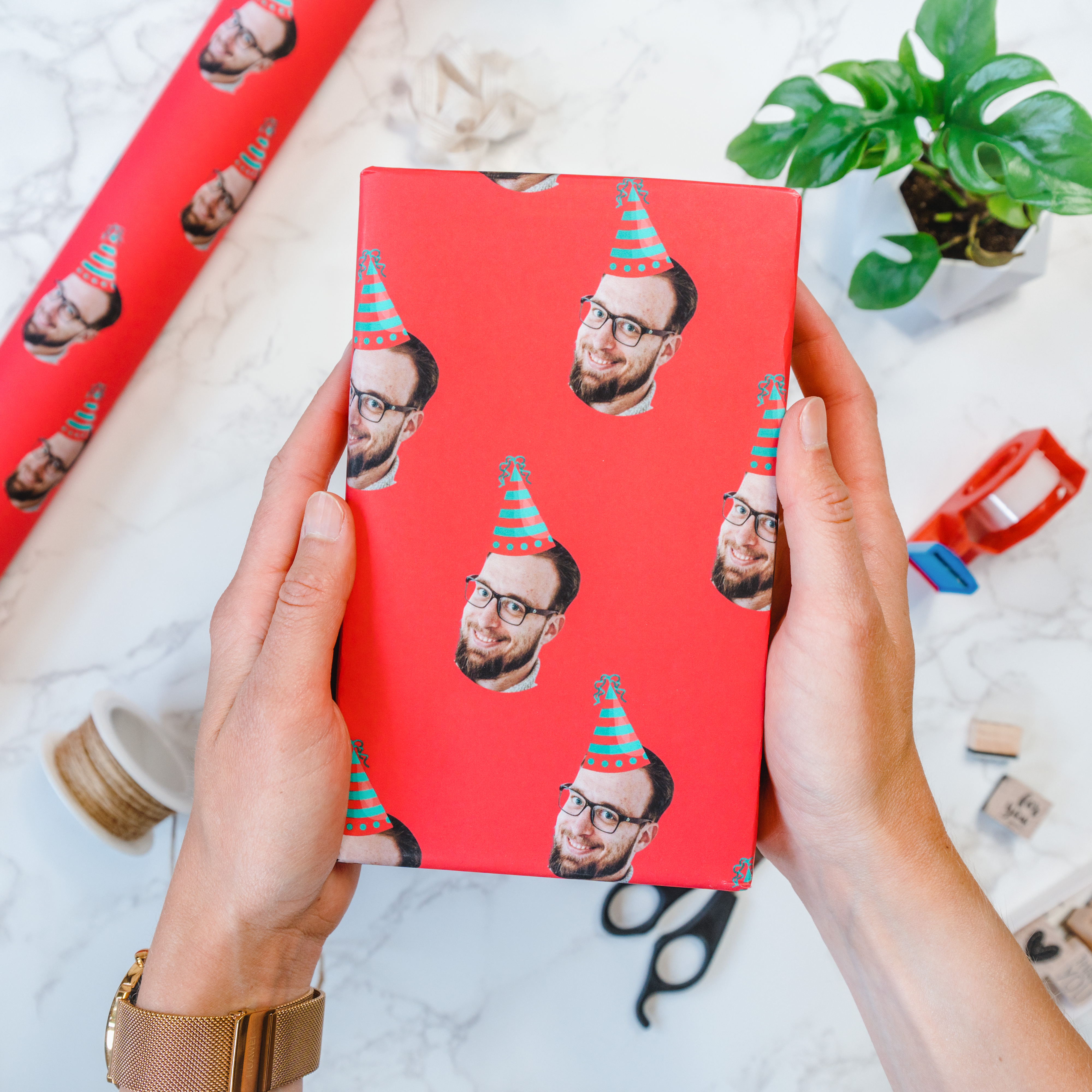 Image of Personalised Wrapping Paper: Face with Party Hat