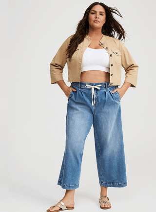 GIF of 2 women in crop jeans