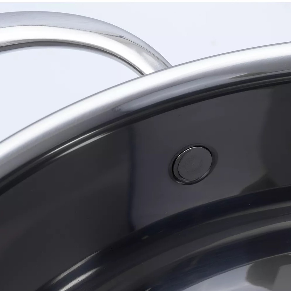 IMG: Closeup of NanoBond flush rivets