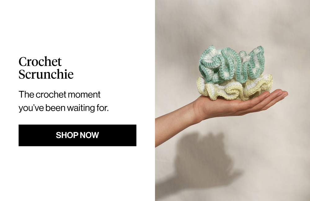 Crochet Scrunchie. The crochet moment you’ve been waiting for.