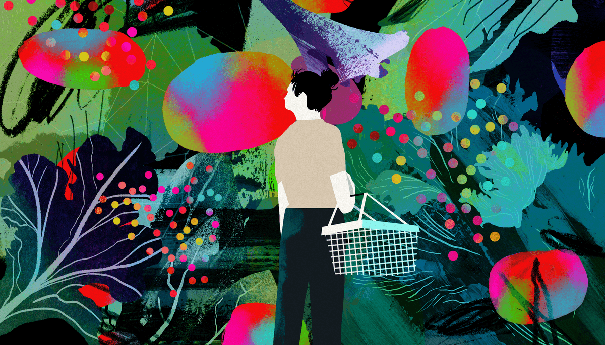 A person shopping for produce wary about bacteria.