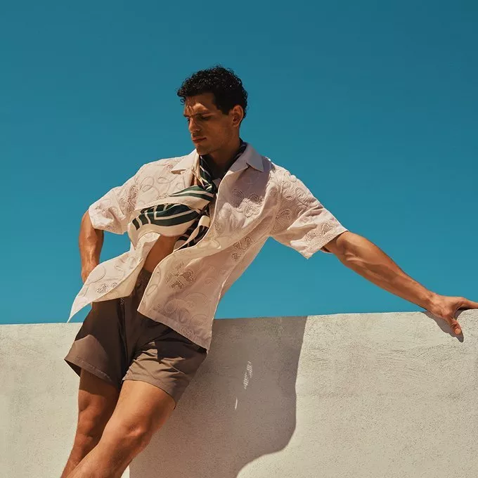 Men's short sleeved shirts
