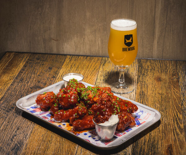 WINGS WEDNESDAY