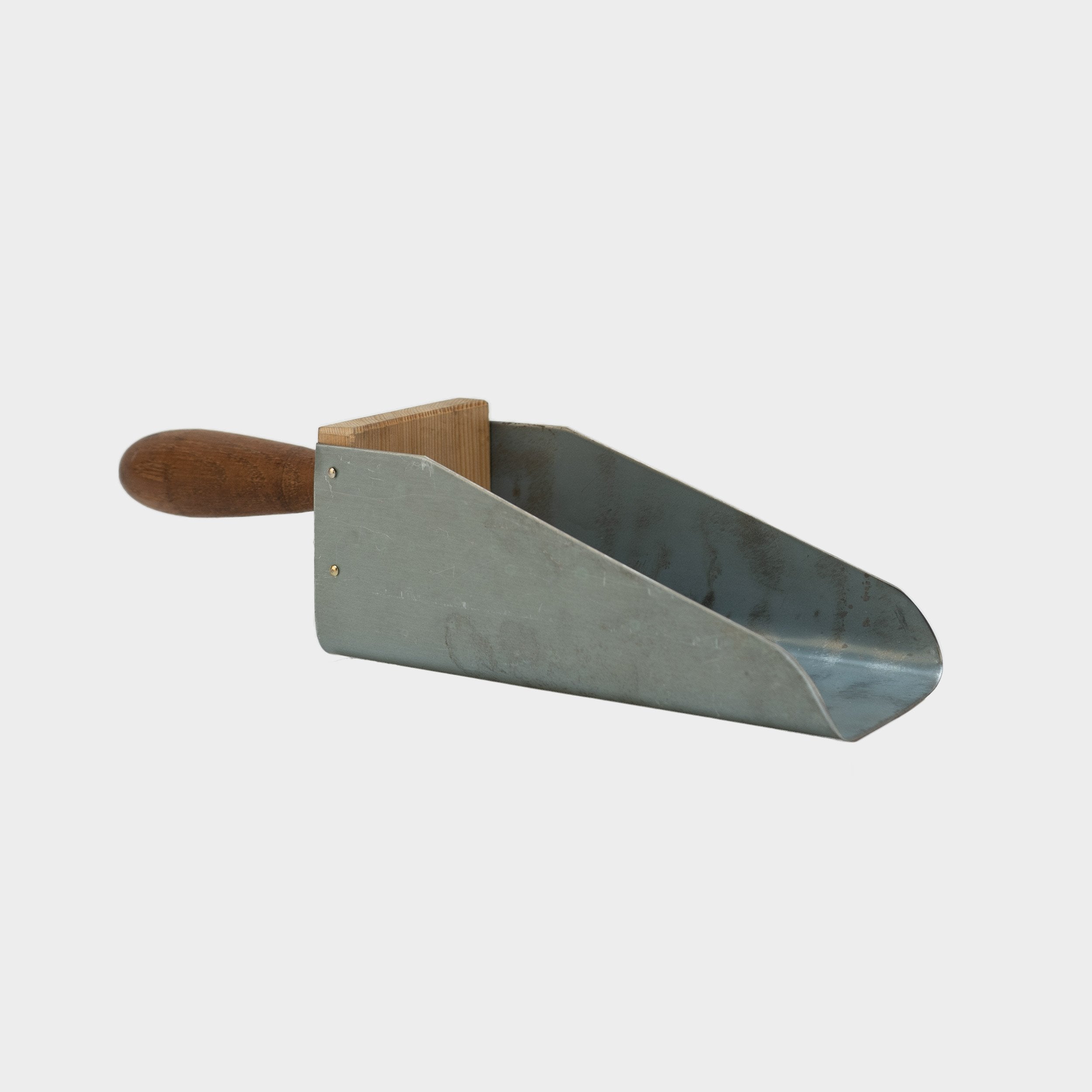 Image of Potting Bench Scoop