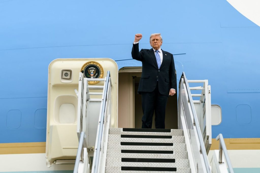 Ryanair CEO Ties Fuel Outlook to Trump’s Midterm Math