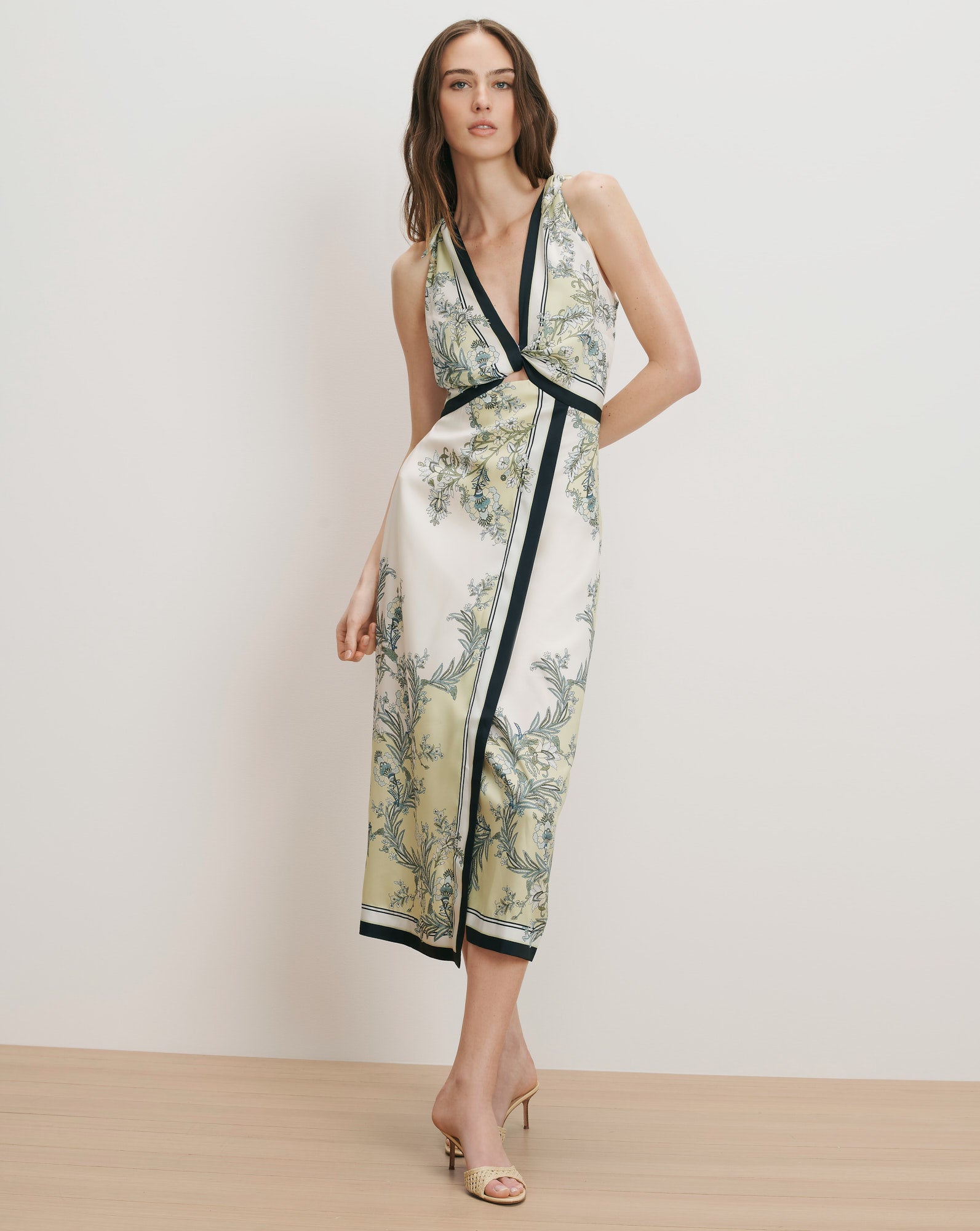 Image of Kaliza Scarf-Print Midi Dress