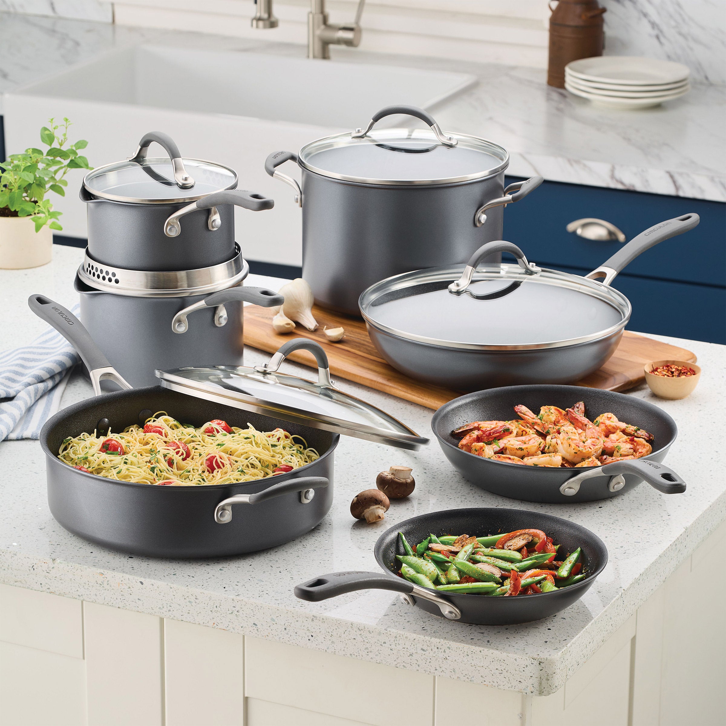 Circulon A1 Series with ScratchDefense Cookware Set, 12-Piece, Graphite