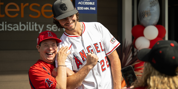 Bryce Teodosio Visits Easterseals Southern California Pyott Center