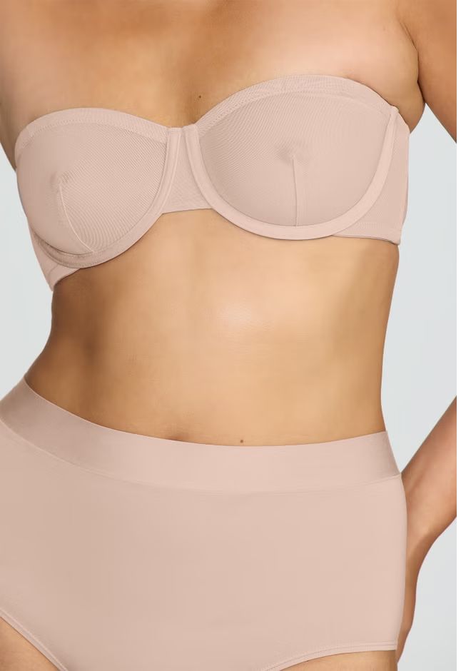 The Strapless Convertible Mesh