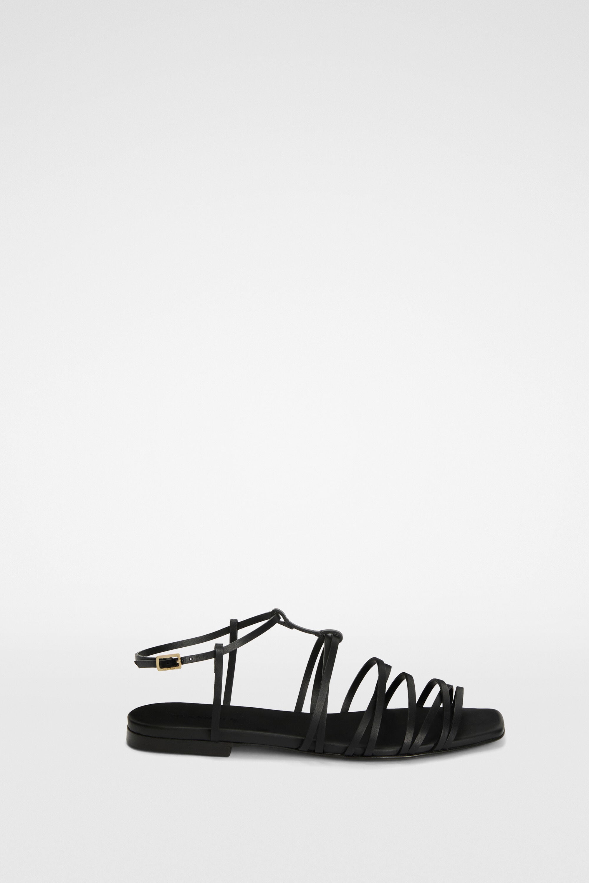 Women's Pre-Fall 2026 collection