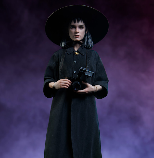 Lydia Deetz Sixth Scale Figure