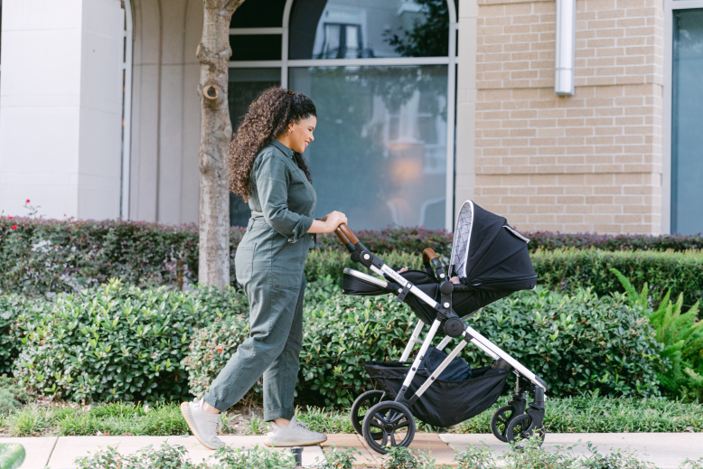 Single-to-Double Stroller