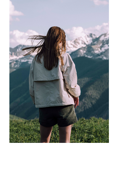 Links to Women's Mila Windbreaker in Bone.