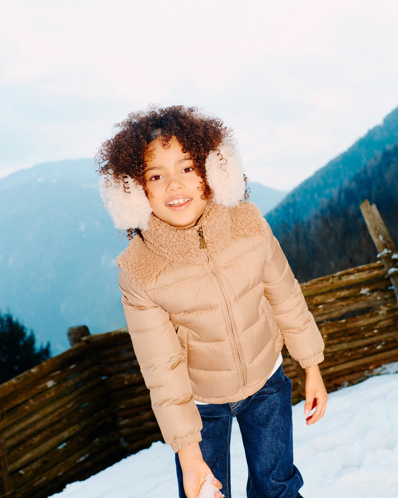 Children Shop now on Moncler's website