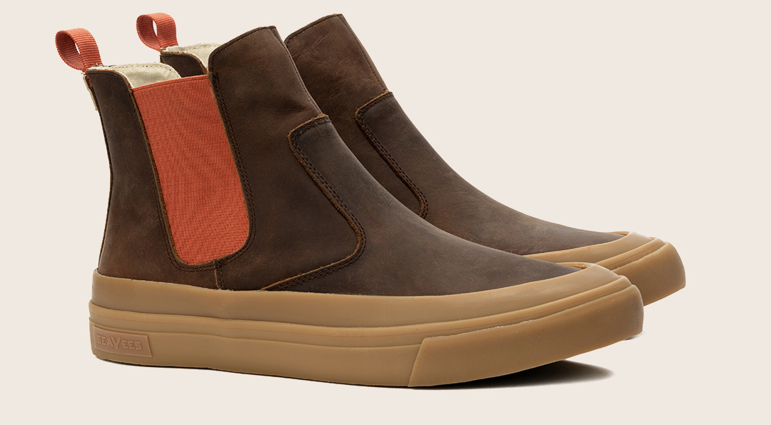 The Mens Beyond & Back Boot