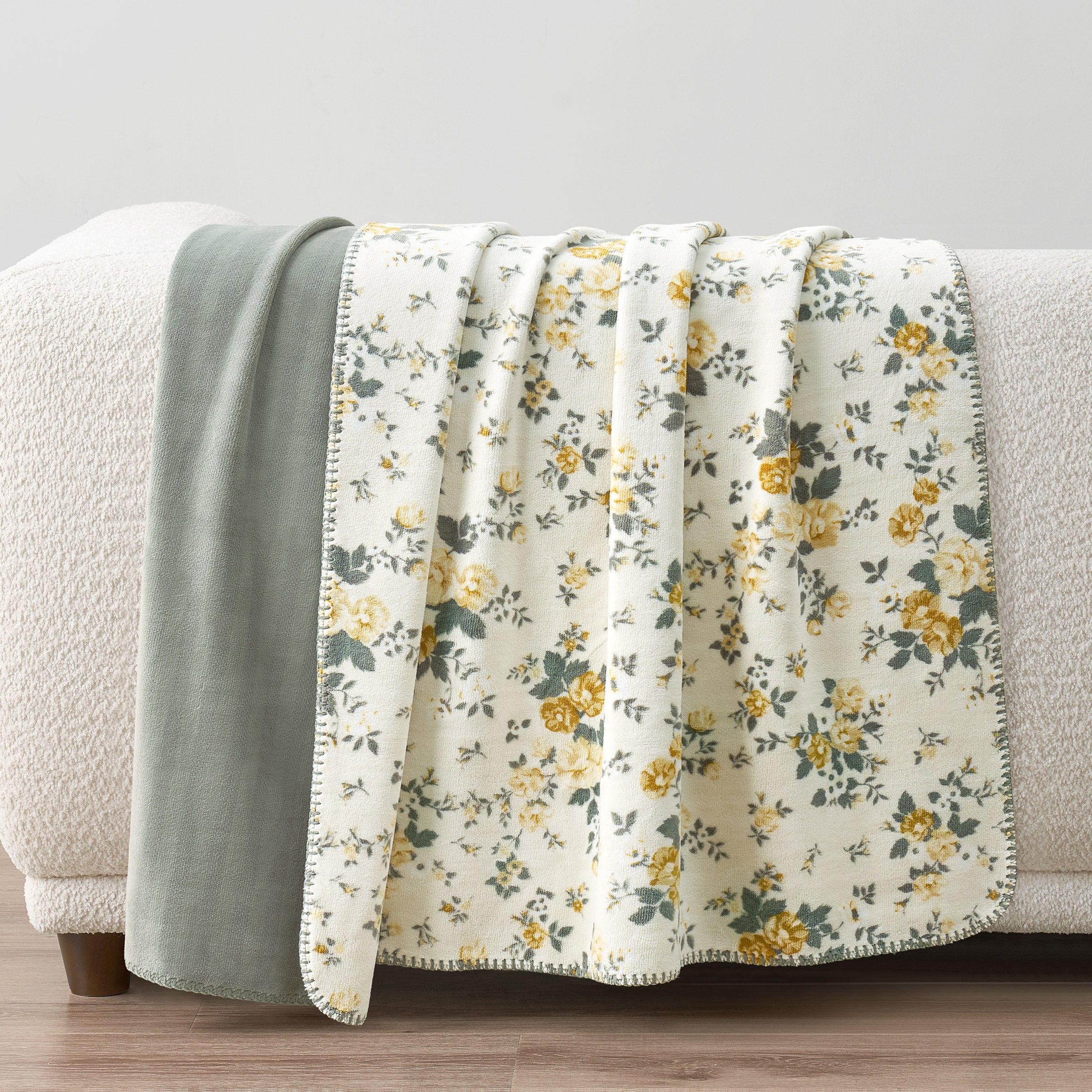 Casual Living Reversible Luxe Plush Throw