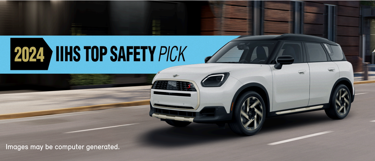 A MINI Countryman with a '2024 IIHS Top Safety Pick' banner 