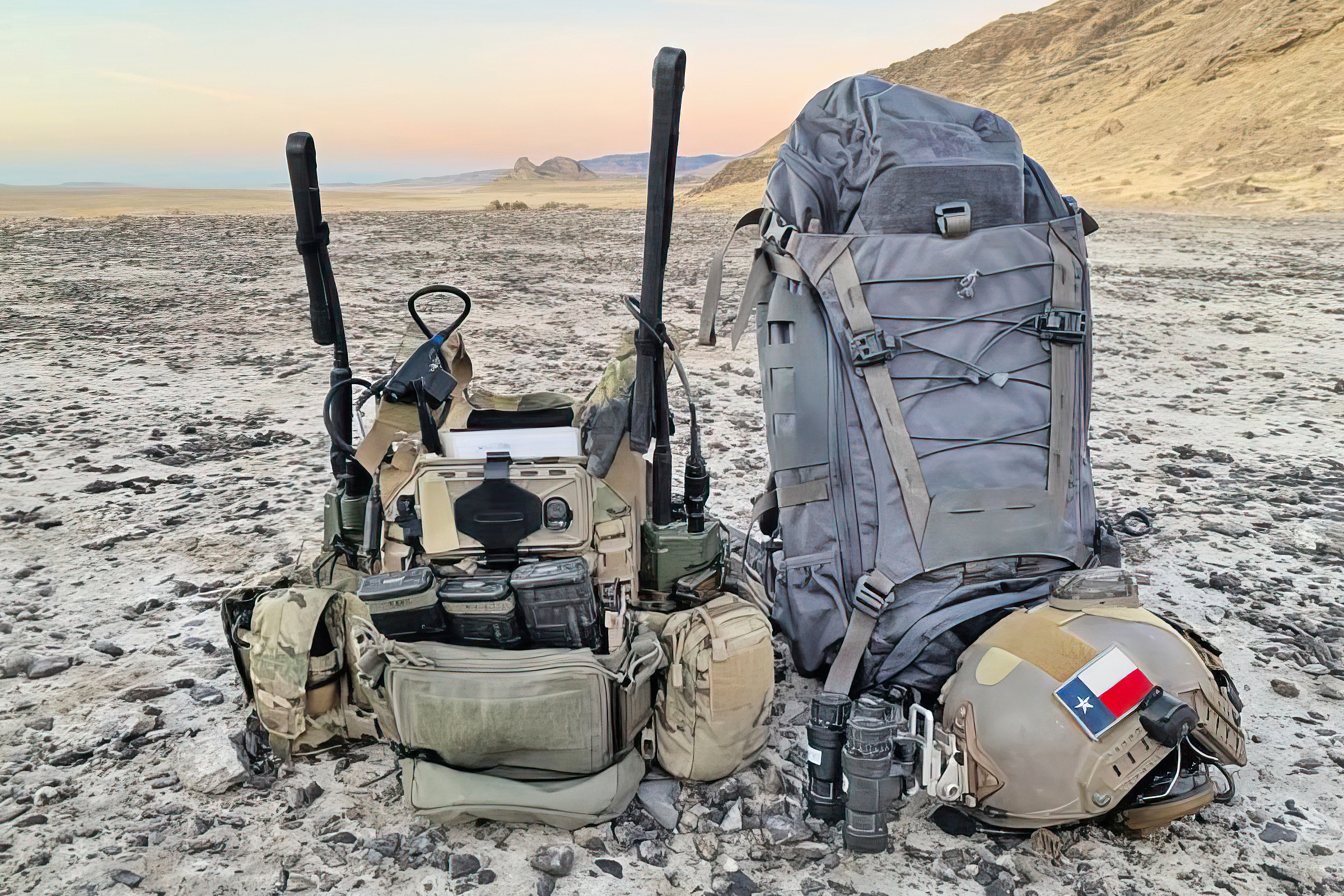 MARHOR-45 Backpack in the fresh air.