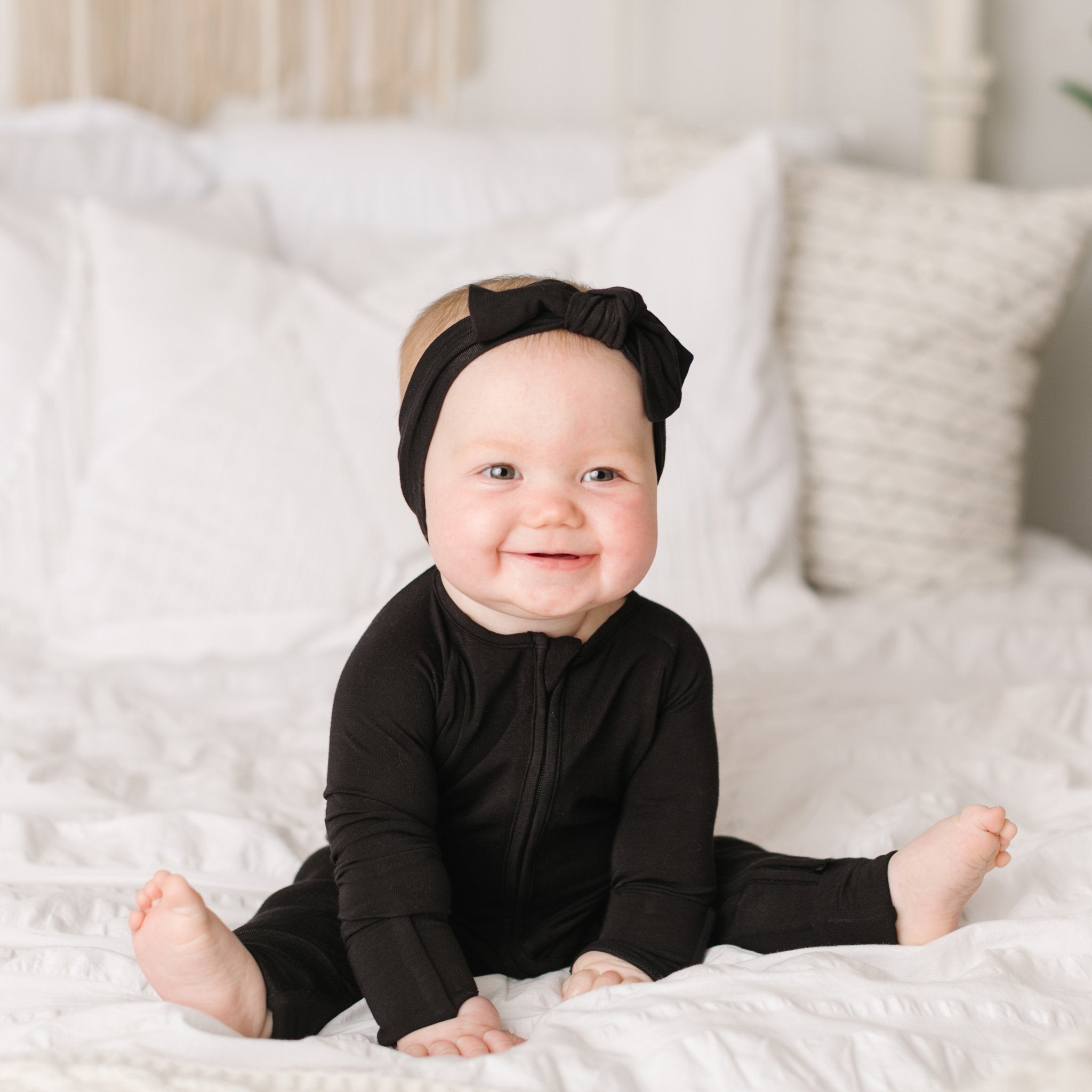 Image of Black Zippy